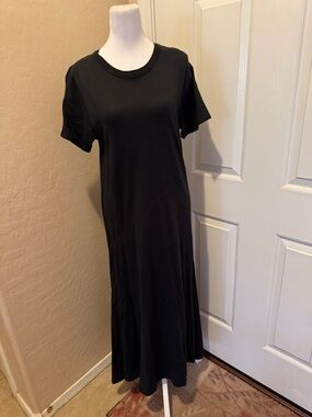 Nation LA Black Short-Sleeve Midi Dress